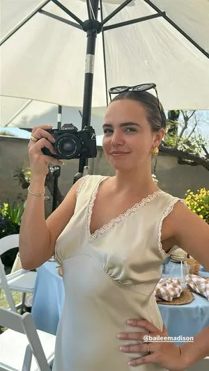Bailee Madison OnlyFans Leaked Free Thumbnail Picture - #3DVEs4w7ID