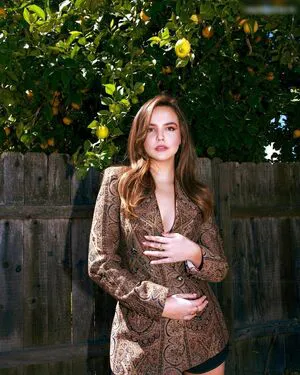 Bailee Madison OnlyFans Leaked Free Thumbnail Picture - #8hGZEguE5H