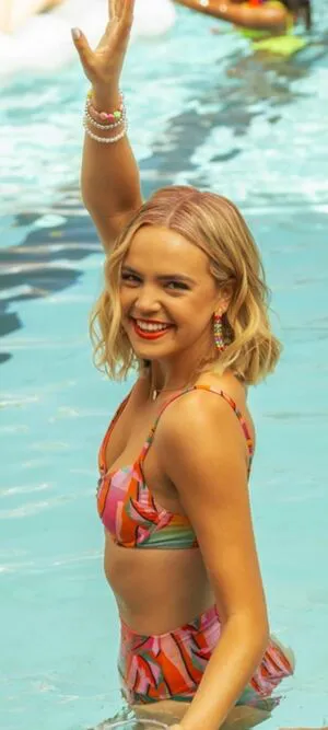 Bailee Madison OnlyFans Leaked Free Thumbnail Picture - #KdmiwGBNfq