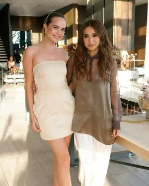 Bailee Madison OnlyFans Leaked Free Thumbnail Picture - #cyTVb7KrV5