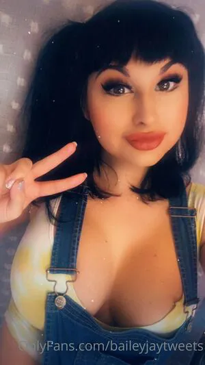 Baileyjaytweets OnlyFans Leaked Free Thumbnail Picture - #HsB61XWH1E