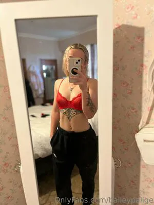 Baileypaiige OnlyFans Leaked Free Thumbnail Picture - #Y1iTNeVPF6