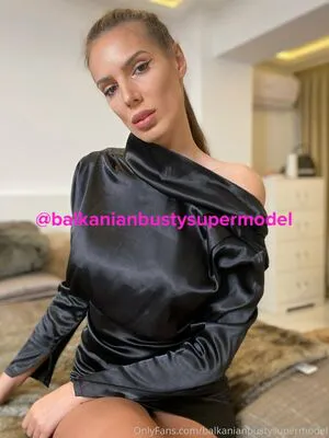 Balkanianbustysupermodel OnlyFans Leaked Free Thumbnail Picture - #zhzGVZahU2