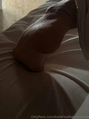 Ballerinafeetveronica OnlyFans Leaked Free Thumbnail Picture - #ItbTObzVAb