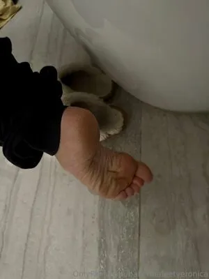 Ballerinafeetveronica OnlyFans Leaked Free Thumbnail Picture - #OGgIjr5lue