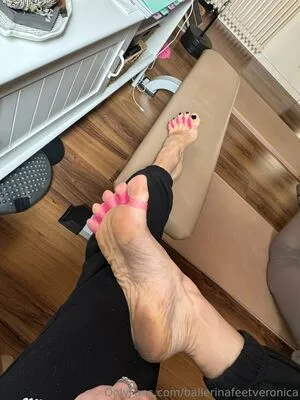 Ballerinafeetveronica OnlyFans Leaked Free Thumbnail Picture - #mOWtlA5m3v