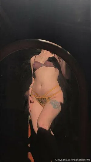 Bananagirl98 OnlyFans Leaked Free Thumbnail Picture - #Q6FaupcUiL
