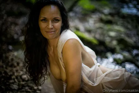 Baranyai Lanyok OnlyFans Leaked Free Thumbnail Picture - #NCIoPM3u23