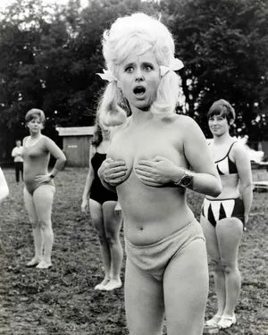 Barbara Windsor OnlyFans Leaked Free Thumbnail Picture - #aivnvzGau9