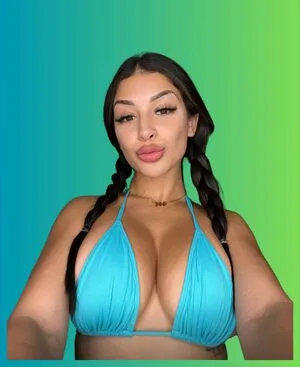 Barbaraevelynnn OnlyFans Leaked Free Thumbnail Picture - #3GzIWyattI