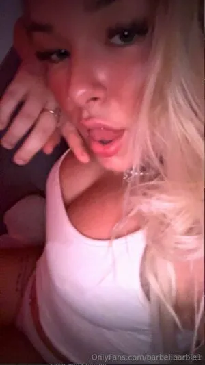 Barbellbarbie1 OnlyFans Leaked Free Thumbnail Picture - #3iyFT7Nvbc