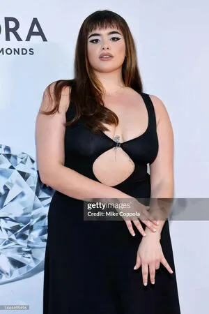 Barbie Ferreira Euphoria Actress OnlyFans Leaked Free Thumbnail Picture - #BT3BZ6rURY