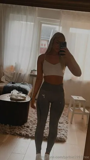 Barbie1997free OnlyFans Leaked Free Thumbnail Picture - #AIzg1IorAj