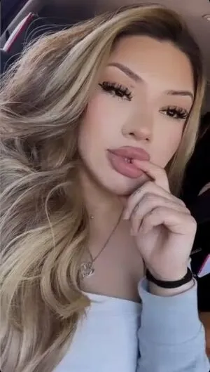 Barbiealiynn OnlyFans Leaked Free Thumbnail Picture - #9R1ESrnqUQ