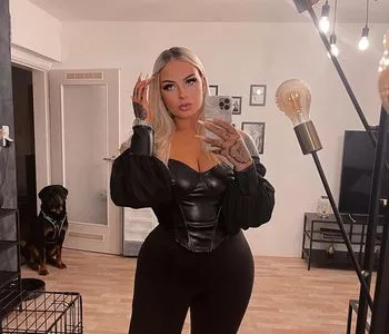 Barbieanni.99 OnlyFans Leaked Free Thumbnail Picture - #IN3zvMur7Z