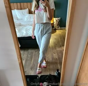 Barbiedollfeetxoxofree OnlyFans Leaked Free Thumbnail Picture - #XRwIHhVJR3