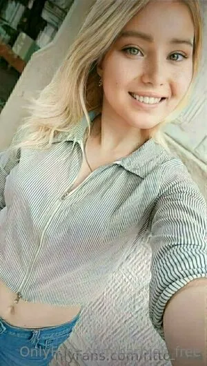 Barbieli Free OnlyFans Leaked Free Thumbnail Picture - #snTHEtei69