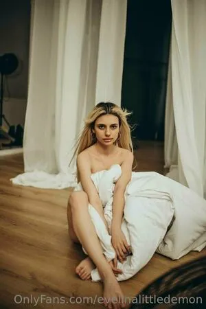 Barbielittledemon OnlyFans Leaked Free Thumbnail Picture - #C5EbbDAwWU