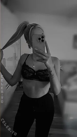 Barbielux OnlyFans Leaked Free Thumbnail Picture - #AawdUTeuPK