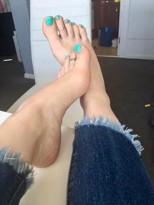 Bare Feet OnlyFans Leaked Free Thumbnail Picture - #IiYPLyuLCc