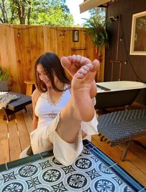 Bare Feet OnlyFans Leaked Free Thumbnail Picture - #SeQXdEJIIs