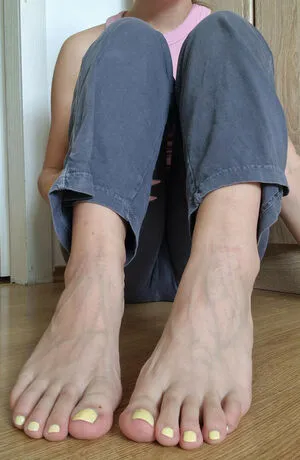 Bare Feet OnlyFans Leaked Free Thumbnail Picture - #tt3ZddXSRH