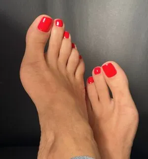 Bare Feet OnlyFans Leaked Free Thumbnail Picture - #zsywStx2Mp