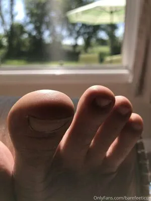 Barefeeticus OnlyFans Leaked Free Thumbnail Picture - #ni3LpuHA9D
