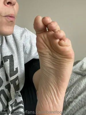 Barefootbeauty416 OnlyFans Leaked Free Thumbnail Picture - #AFzRaam3kI