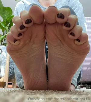 Barefootbeauty416 OnlyFans Leaked Free Thumbnail Picture - #kPFTidseYT