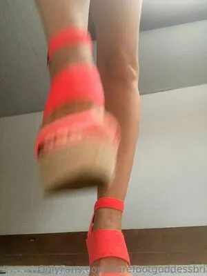 Barefootgoddessbri OnlyFans Leaked Free Thumbnail Picture - #mEasm41VaX