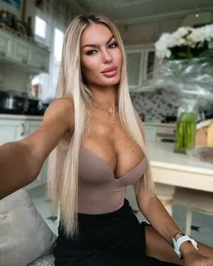 Baronova Tati OnlyFans Leaked Free Thumbnail Picture - #ZC5qXij2VK