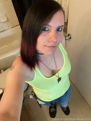 Barrelbabe2020 OnlyFans Leaked Free Thumbnail Picture - #Rt6UDiHLvn