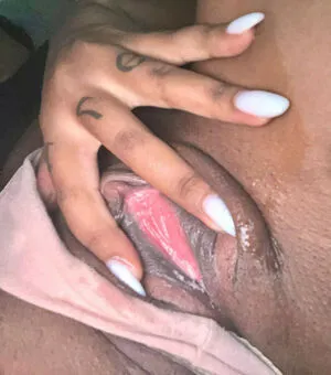 Bartira Luz OnlyFans Leaked Free Thumbnail Picture - #1bX1hgHhMn