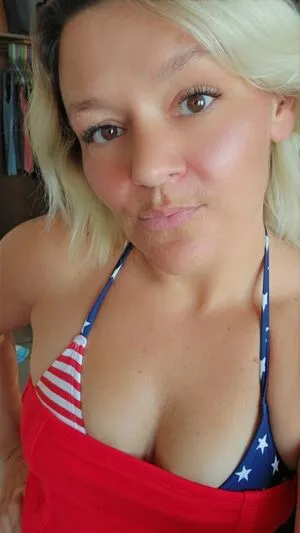 Basedmama OnlyFans Leaked Free Thumbnail Picture - #4xriqwLY0X