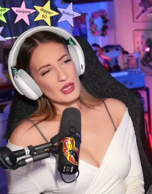 Basicwitgirl OnlyFans Leaked Free Thumbnail Picture - #2beQXhbvbE