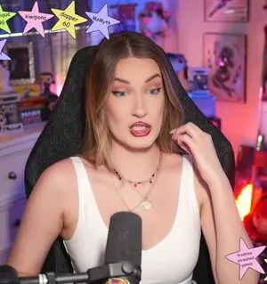 Basicwitgirl OnlyFans Leaked Free Thumbnail Picture - #332Dgls2dM