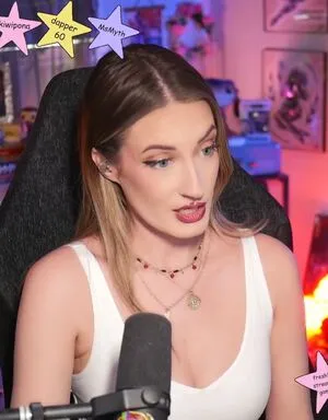 Basicwitgirl OnlyFans Leaked Free Thumbnail Picture - #4OX4JeC12f