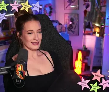 Basicwitgirl OnlyFans Leaked Free Thumbnail Picture - #4stufCHdw0