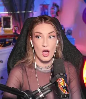 Basicwitgirl OnlyFans Leaked Free Thumbnail Picture - #7EVPXUAsOT