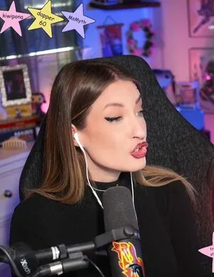 Basicwitgirl OnlyFans Leaked Free Thumbnail Picture - #9sGayaNBMs