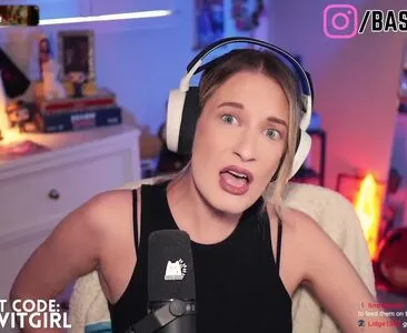 Basicwitgirl OnlyFans Leaked Free Thumbnail Picture - #Ehc6ZA0i30