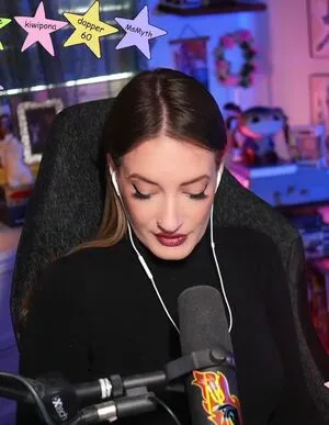 Basicwitgirl OnlyFans Leaked Free Thumbnail Picture - #Si7DnRscDm