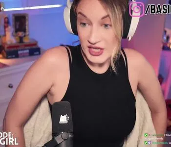 Basicwitgirl OnlyFans Leaked Free Thumbnail Picture - #gcdlKWM34o