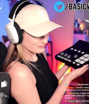 Basicwitgirl OnlyFans Leaked Free Thumbnail Picture - #h7EqlOd7Qg