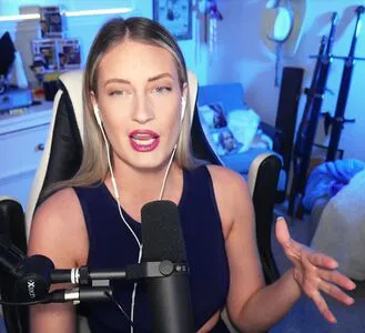 Basicwitgirl OnlyFans Leaked Free Thumbnail Picture - #AE0keyhK80