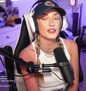 Basicwitgirl OnlyFans Leaked Free Thumbnail Picture - #AfaQ787BUa