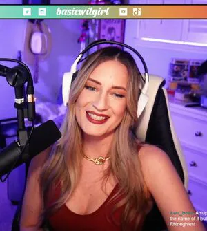 Basicwitgirl OnlyFans Leaked Free Thumbnail Picture - #E4Bsw0QuSl