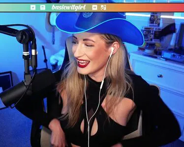Basicwitgirl OnlyFans Leaked Free Thumbnail Picture - #FjKzuYf7Gb
