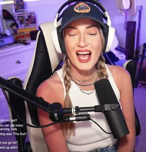 Basicwitgirl OnlyFans Leaked Free Thumbnail Picture - #GuvtzGBvtC